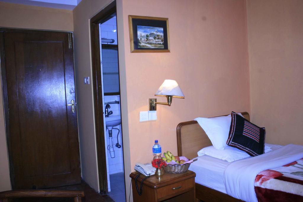 Heritage Home Hotel And Guest House Катманду Номер фото