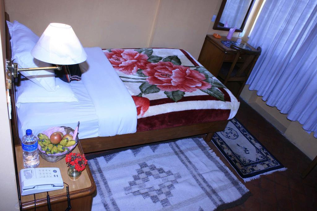 Heritage Home Hotel And Guest House Катманду Номер фото