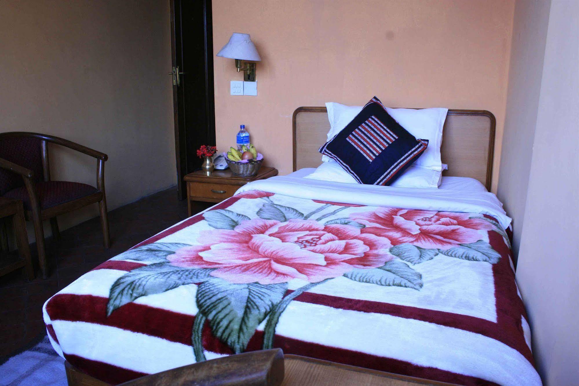 Heritage Home Hotel And Guest House Катманду Екстер'єр фото